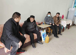 新春慰问送温暖浓浓关怀显真情 —— 怀远县龙亢镇学区项桥学校走访慰问困难教职工、退休教师 