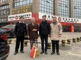 合肥经开实验学校开展春节走访慰问退休教师活动