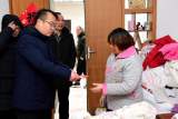 假期奔波忙  温情暖四方            