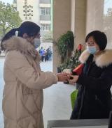 一杯姜茶暖人心——记合肥市兴华苑小学“我为群众办实事”暖阳行动
