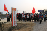 怀远农场中学开展迎新春志愿清扫卫生活动       