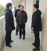 裕安区教体局领导莅临六安市城南中学督导检查开学工作  