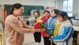蒙城第一中学:三月春风温情如您,感恩有您呵护