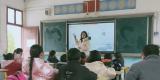 智慧課堂漫詩香 ——太湖縣牛鎮(zhèn)鎮(zhèn)龍灣小學(xué)開展信息技術(shù)2.0暨古詩詞教學(xué)研討活動(dòng)