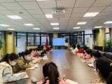合肥宿幼教育集團森林城分園組織老師學(xué)習(xí)《30種疫情防控違法違規(guī)行為及法律后果》