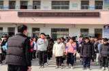 蒙城县楚村中学：学习雷锋见行动 美化校园齐参与