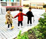 合肥市长江路幼儿园教育集团总园：大手牵小手 劳动齐步走