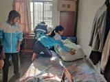 岳西县头陀中心学校开展“学雷锋”活动