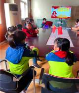 合肥市五一小学：学习雷锋精神   争当社区志愿者