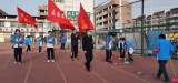 利辛中学学雷锋志愿者义务清扫街道 
