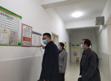 颍上县教育局疫情防控督查组对第二幼儿园进行督查