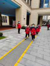 建团百年 永小红领巾志愿岗学雷锋 ——合肥市永红路小学学雷锋教育实践月活动侧记