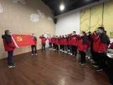 皖南醫(yī)學(xué)院一附院讓鮮紅的黨旗在上海方艙醫(yī)院高高飄揚(yáng)            