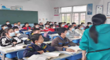 深入课堂求质量 推门听课促成长——庐江县罗河镇中心学校开展“推门听课”活动