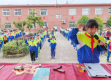 庐江县矾山镇刘墩小学举行防溺水宣誓仪式签名活动