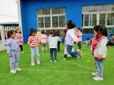 靈璧縣下樓鎮(zhèn)中心園：玩轉(zhuǎn)民間游戲暢想快樂童年