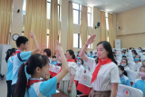 知行合一 红领巾在行动——合肥市行知小学举办“规范佩戴红领巾 标准敬队礼”比赛