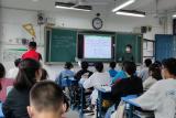 合肥市第三十六中学：课堂示范引领，教研促进提升