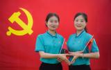 淮北市首府实验小学党支部开展“我和党旗党徽合影”活动    