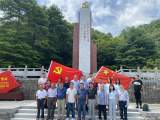 岳西縣黃尾教育黨支部組織開展“追溯紅色記憶，感受革命情懷”主題黨日活動