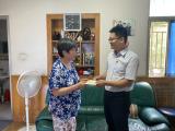合肥市长江路第三小学兰亭分校：“七一”慰问传党情 关怀党员暖人心