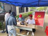 孩子上学，党员教师来服务  ——合肥经开实验学校开展党员示范岗活动