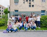 怀感激之心，念母校之恩             