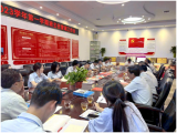 望江县文凯学校召开新学期首次班主任管理会议