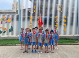 合肥市蚌埠路第五小学四（4）中队：夏日送清凉 致敬最美劳动者