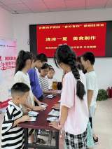 合肥市長江路第二小學栢景灣校區(qū)：夏日送清涼，關(guān)愛暖人心