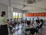 漫步书林、徜徉诗海！翡翠学校逐梦少年小队走进悦书房