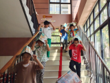 合肥市天水路小学开展“九一八”防空疏散演练