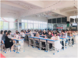 家校携手，共护花开——安师大附属桐城学校碧峰校区召开毕业班家长座谈会