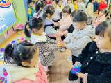 保護(hù)兒童權(quán)利 守護(hù)兒童未來(lái) ——合肥市榮幼教育集團(tuán)開展“世界兒童日”節(jié)日教育活動(dòng)