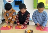 趣味玩橙，自主探秘——合肥市榮幼教育集團美麗景灣分園開展快樂大放送活動