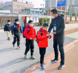 合肥市隆岗小学：喜迎开学 爱满隆园