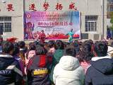 黄梅戏曲进校园，传统文艺沁人心  ——“戏曲进校园”活动走进岳西县巍岭中心学校