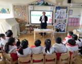 硬笔书法进课堂 汉字书写伴成长 ——合肥荣幼教育集团菱湖分园开展家长进课堂活动