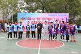小小少年  赛场拼搏    ——合肥市芙蓉小学学生篮球比赛正式开幕