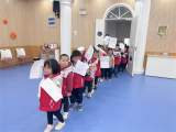 从“齿”开始 笑容常驻——林店社区卫生服务中心医护人员为合肥市荣幼丽水分园幼儿开展牙齿涂氟活动