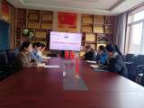 手中有尺课标引 心中有度教研行——合肥市关井小学数学教研组老师集中学习《数学课程标准》
