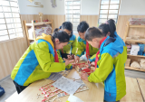 传承“工匠精神” 实现德劳兼顾  ——宁国市西津小学开设“木艺劳动”特色课程