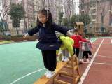 合肥市庐阳实验幼儿园教育集团四里河畔园：独木桥勇士