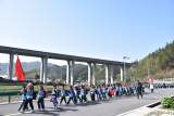 祭扫英烈墓，传承爱国魂  ——岳西县白帽辅导小学支部开展清明祭扫活动