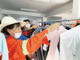 宣城：“雷锋超市”开进环卫爱心驿站