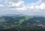 雨后山区美如画  